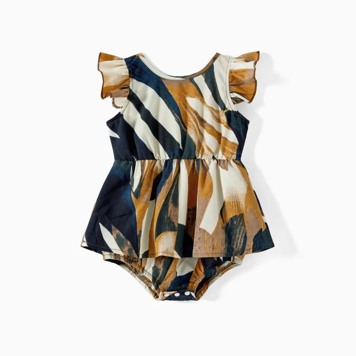 Family Matching Geo Print Halter Dresses And T Shirts Sets